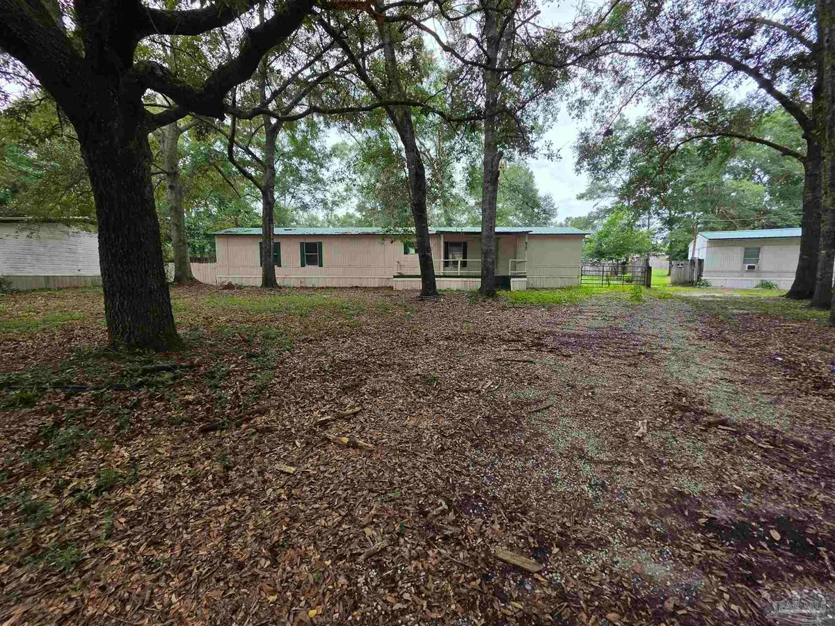 922 Brook Hills Dr, Cantonment, FL 32533 - #1
