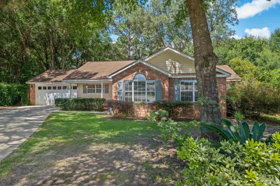 6610 Woodbrook Ct, Milton, FL 32583 - #2