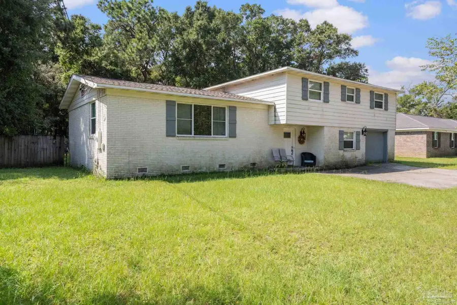 1115 Dunmire St, Pensacola, FL 32504 - #3