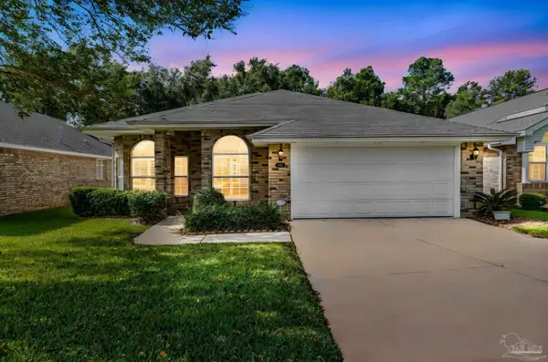 5421 Dynasty Dr, Pensacola, FL 32504