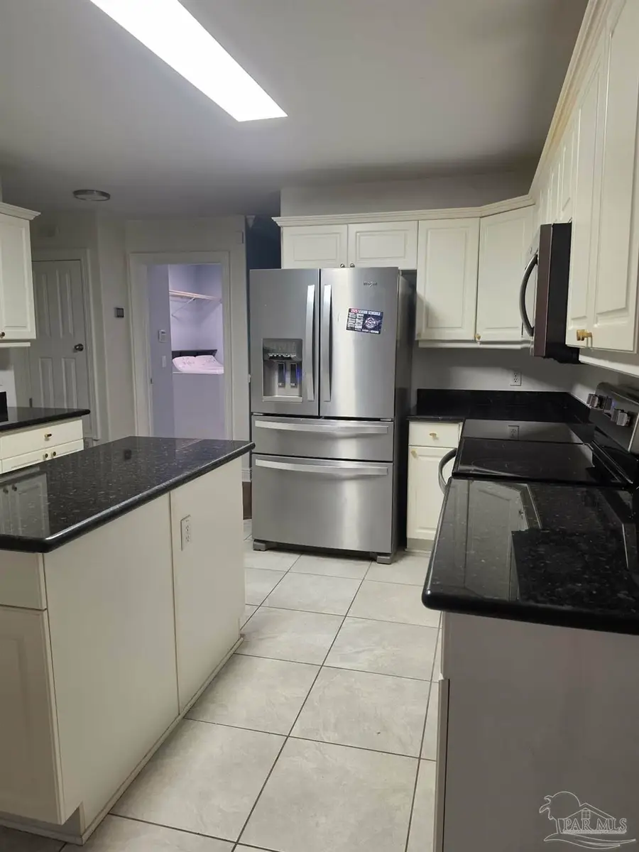 3101 Lost Creek Dr, Cantonment, FL 32533 - #2