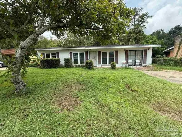 718 Wenonah St, Pensacola, FL 32505