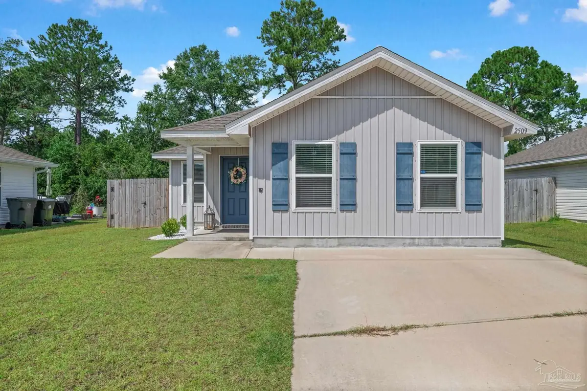2509 Sutton Place Dr, Cantonment, FL 32533 - #1
