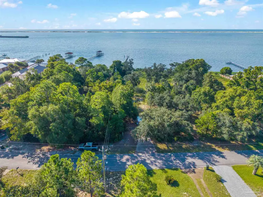 11221 Seaglade Dr, Pensacola, FL 32507 - #2