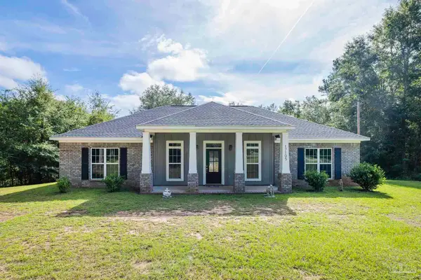 17105 Givens Ln, Bay Minette, AL 36507