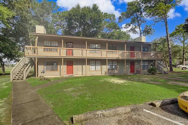 2811 Langley Ave #215, Pensacola, FL 32504