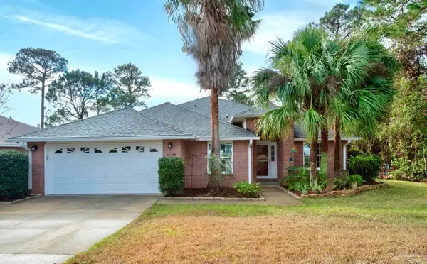 7139 Blue Jack Dr, Navarre, FL 32566