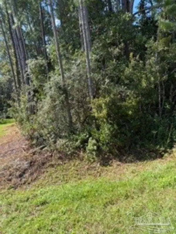 6929 Loysburg St, Navarre, FL 32566