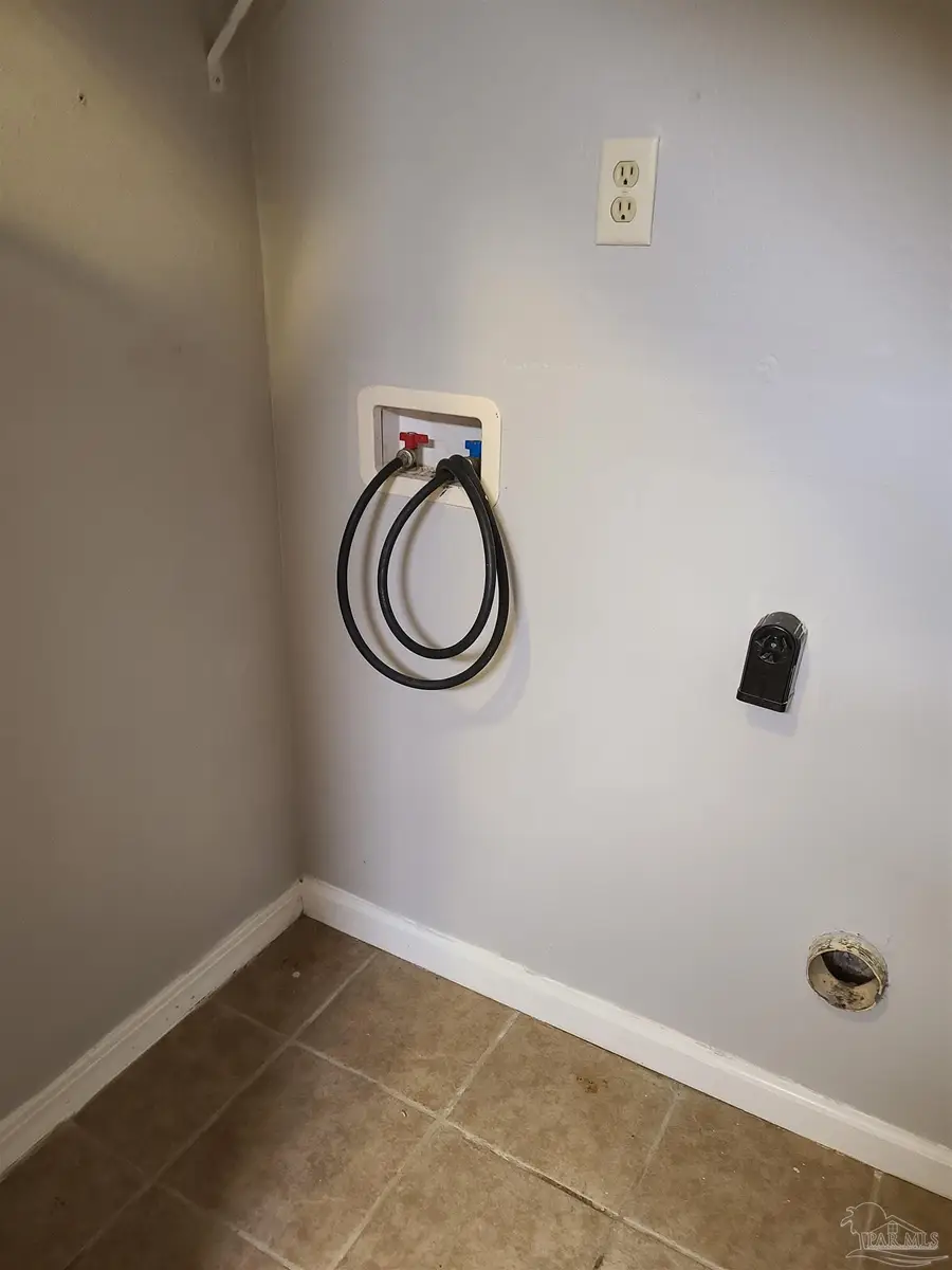 7022 Chapel St #3, Pensacola, FL 32504 - #3
