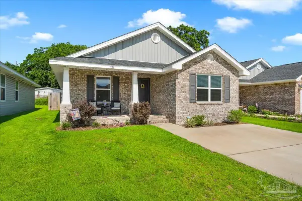 7019 Sonny Dr, Pensacola, FL 32504