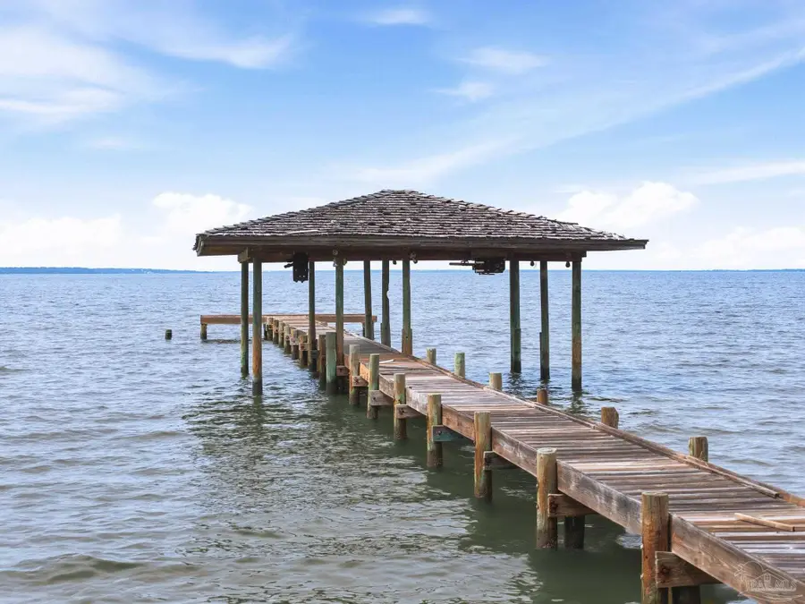 616 Bay Cliffs Rd, Gulf Breeze, FL 32561 - #3