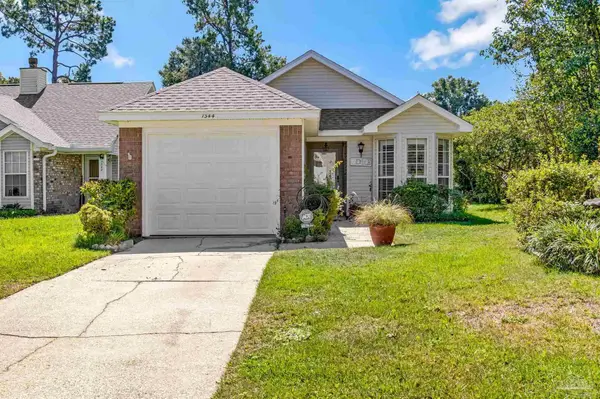 1344 Sunrunner Rd, Pensacola, FL 32504