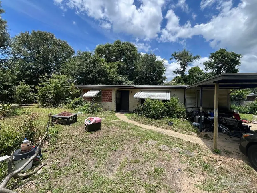 6464 Robin Ave, Milton, FL 32570 - #2