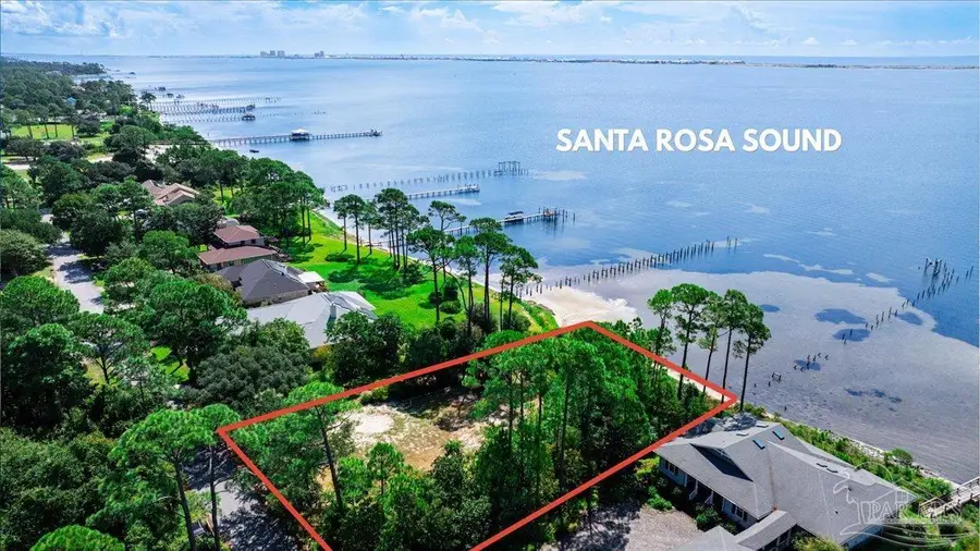 6811 Tidewater Dr, Navarre, FL 32566 - #2