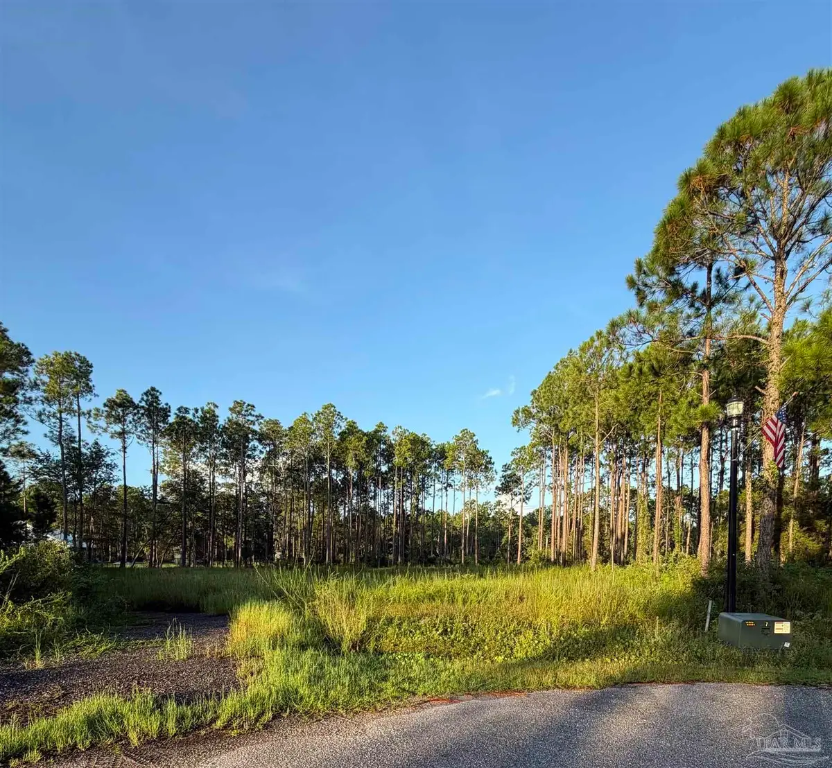 6337 Oyster Bay Ct, Milton, FL 32571 - #1