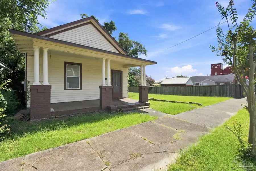 309 W La Rua St, Pensacola, FL 32501 - #3