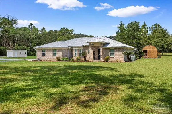 4110 Adams Rd, Pace, FL 32571