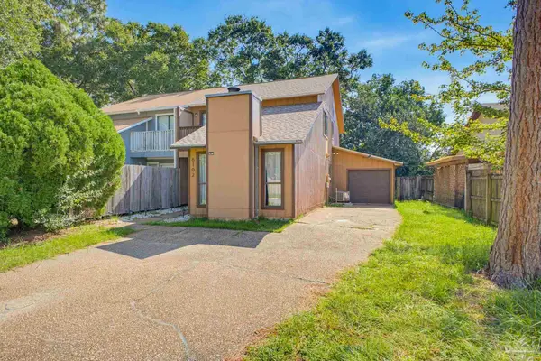 6102 Alicia Dr, Pensacola, FL 32504