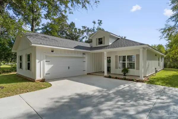 10830 Straw Bridge Rd, Jay, FL 32565