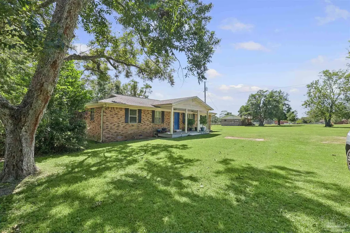 833 Graham Rd, Cantonment, FL 32533 - #1