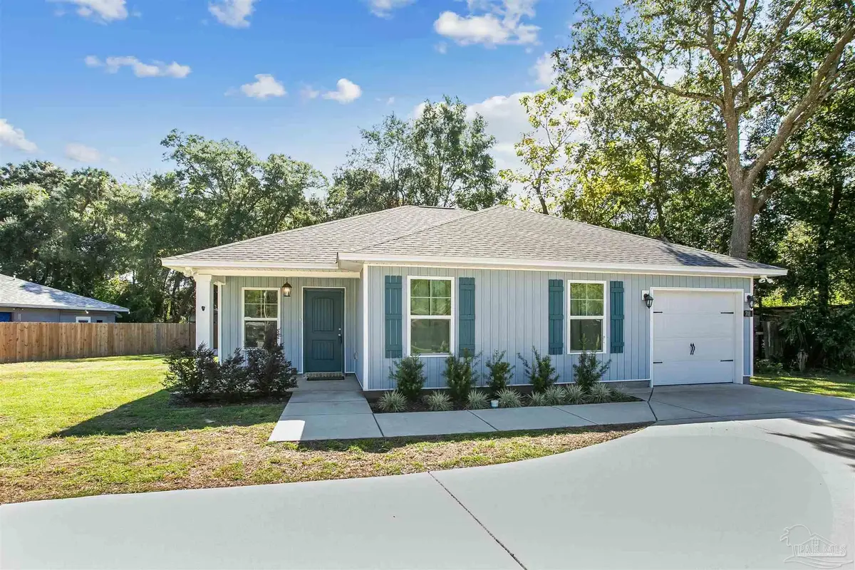 701 Boxwood Dr, Pensacola, FL 32503 - #1