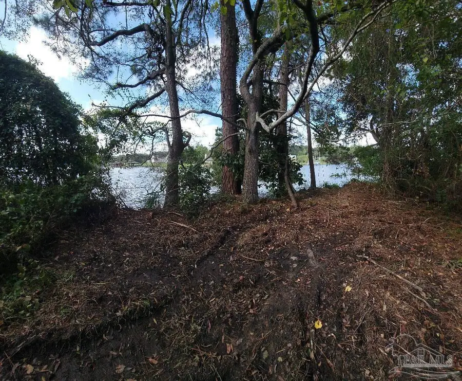 675 Tanglewood Dr, Pensacola, FL 32503 - #3