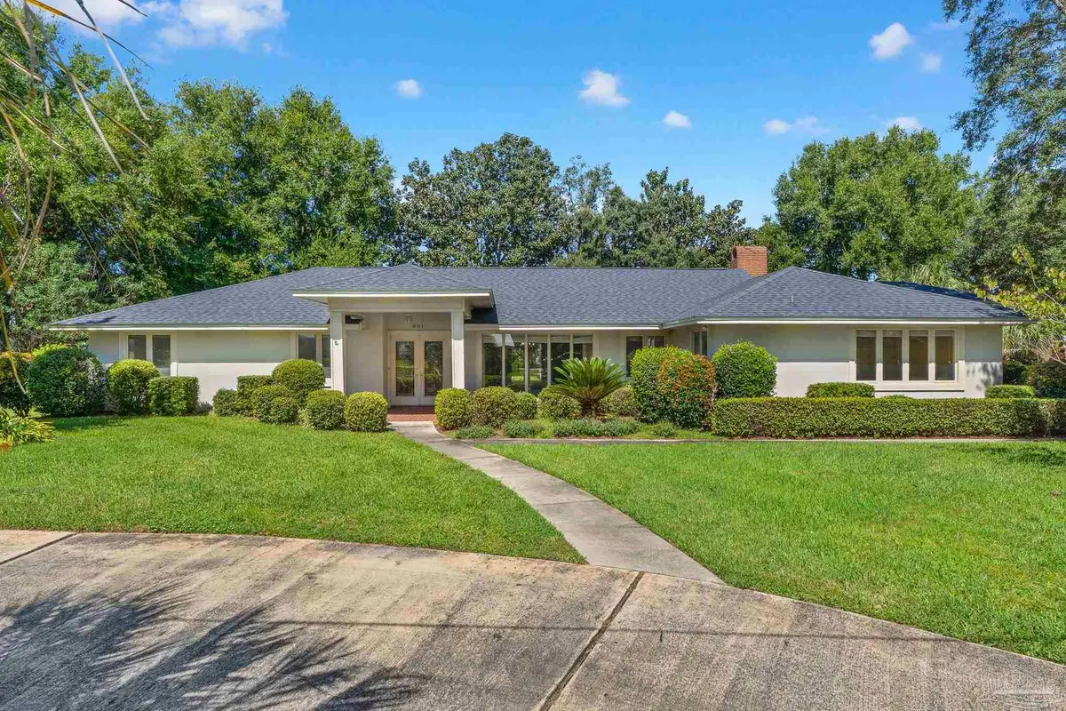 801 Bay Cliffs Rd, Gulf Breeze, FL 32561 - #1