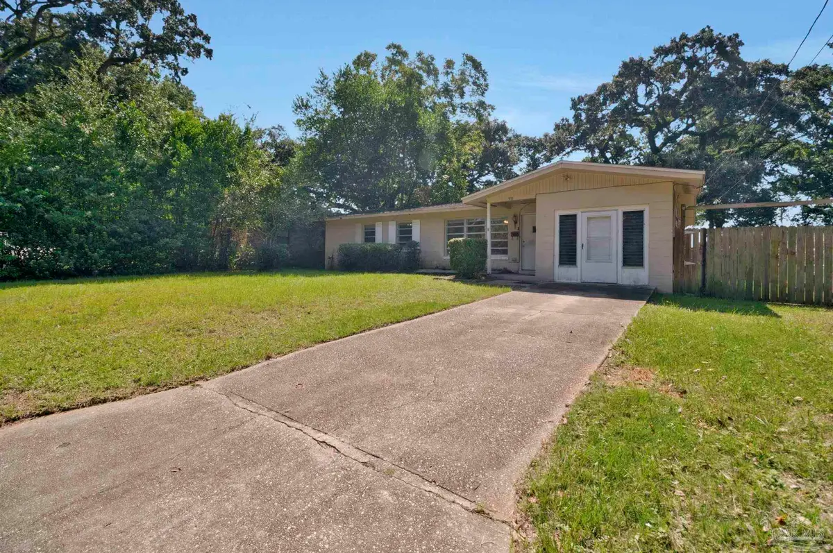 911 Springbrook Ave, Pensacola, FL 32505 - #1