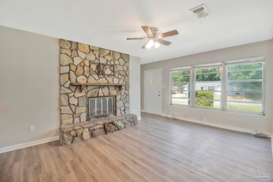 911 Springbrook Ave, Pensacola, FL 32505 - #3