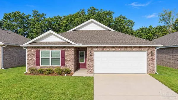 2667 Avalon St, Cantonment, FL 32533