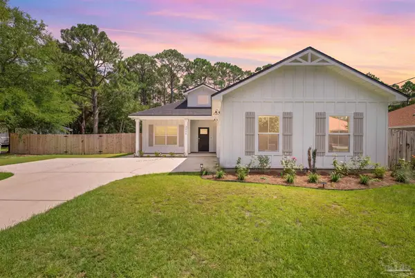 2406 Frontera St, Navarre, FL 32566
