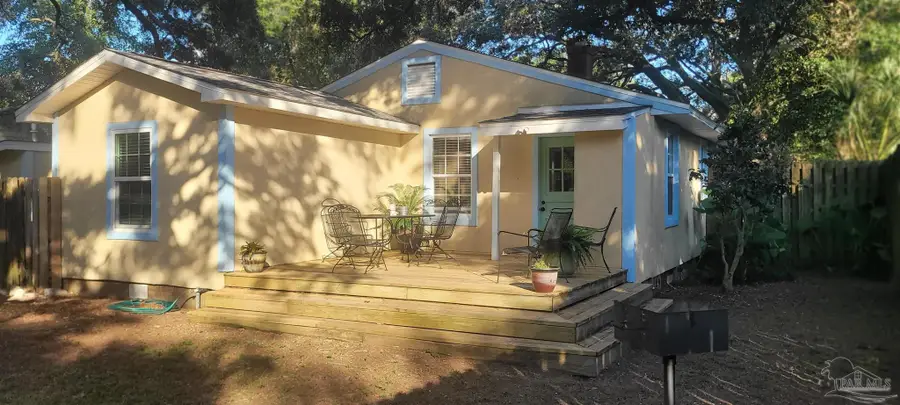 402 Alba Plena St, Pensacola, FL 32507 - #2