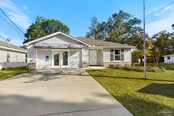 4040 Edgefield St, Milton, FL 32583