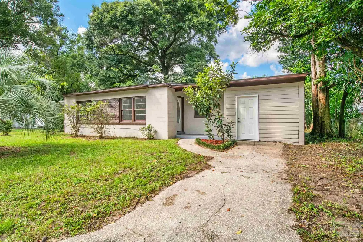 5502 Essex Rd, Pensacola, FL 32506 - #1