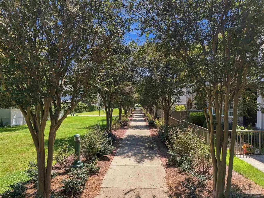 19 North 9th Ave, Pensacola, FL 32502 - #2