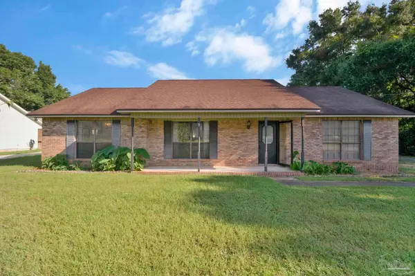 4644 Heatherwood Way, Pace, FL 32571