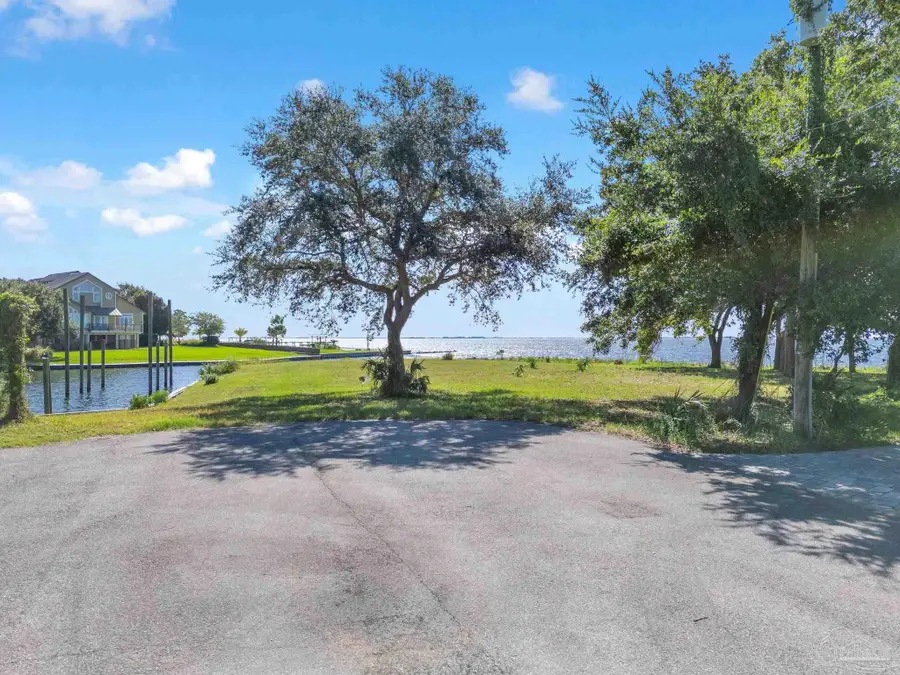 4574 Sabine Ct, Gulf Breeze, FL 32563 - #2