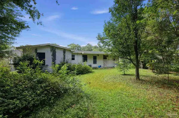 5102 Burlington Ave, Pensacola, FL 32505