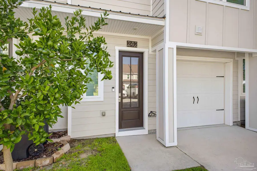 242 Junction Ave, Pensacola, FL 32502 - #2