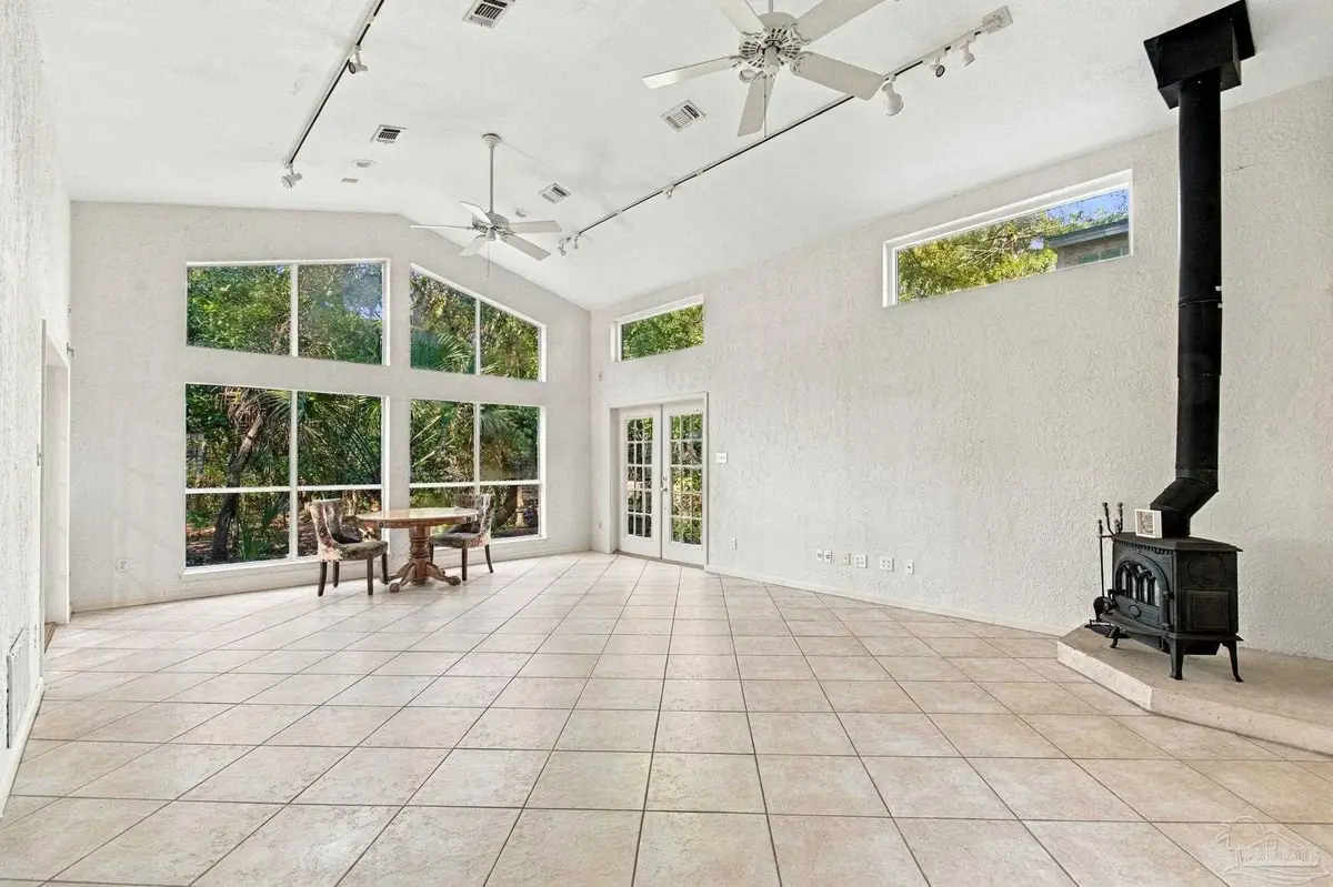 1466 Auburn Ct, Gulf Breeze, FL 32563 - #1