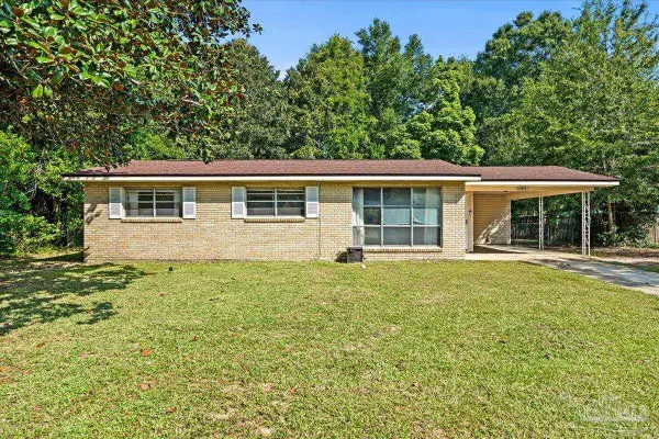 3650 Wellington Rd, Pensacola, FL 32504