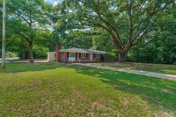 6425 Aspen Ave, Milton, FL 32570