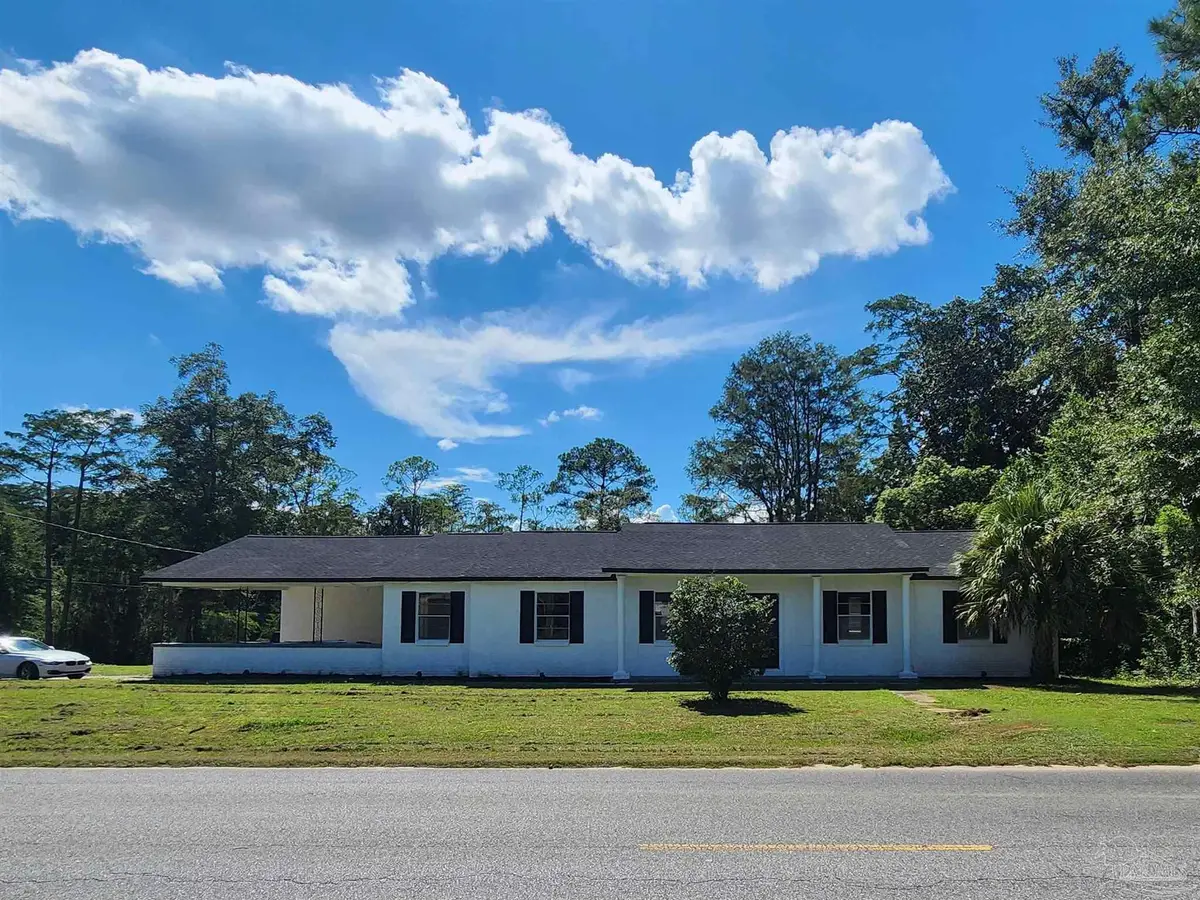 4941 Henry St, Milton, FL 32570 - #1