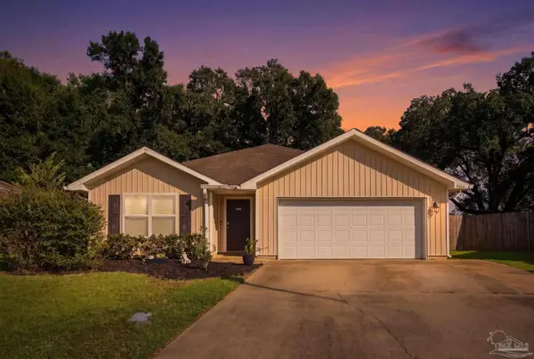 9466 Lutoo Ln, Pensacola, FL 32526