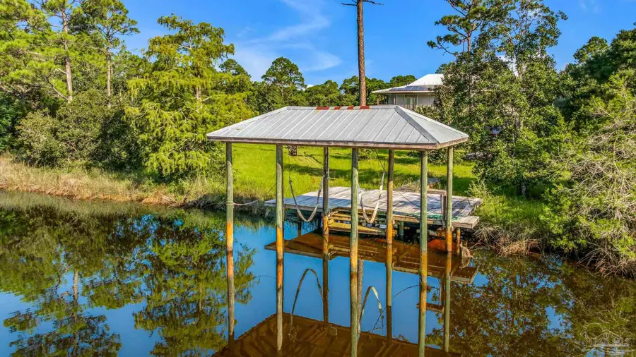 9601 Sorrento Rd, Pensacola, FL 32507 - #3