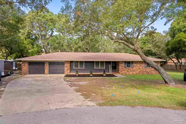 1539 Bay Woods Rd, Gulf Breeze, FL 32563