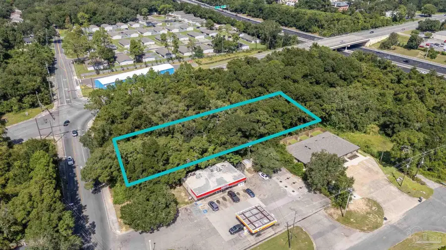 6006 Hilburn Rd, Pensacola, FL 32504 - #2