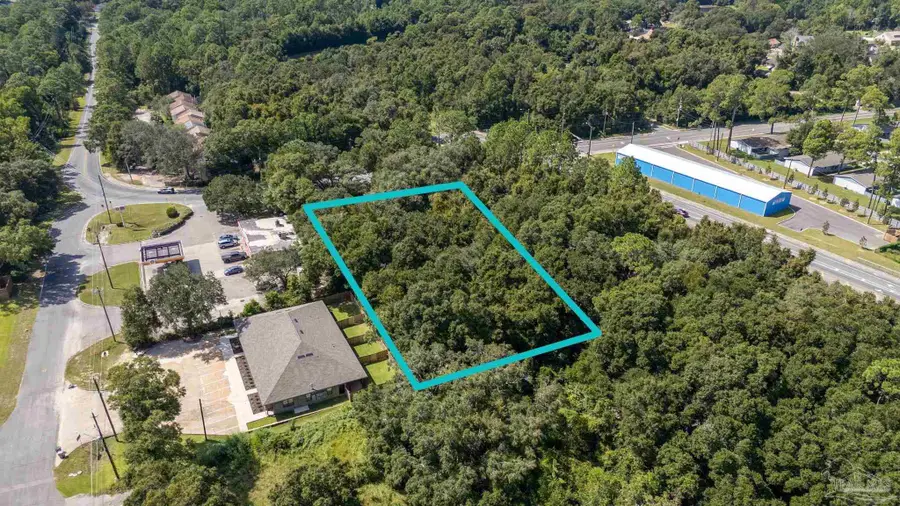 6006 Hilburn Rd, Pensacola, FL 32504 - #3