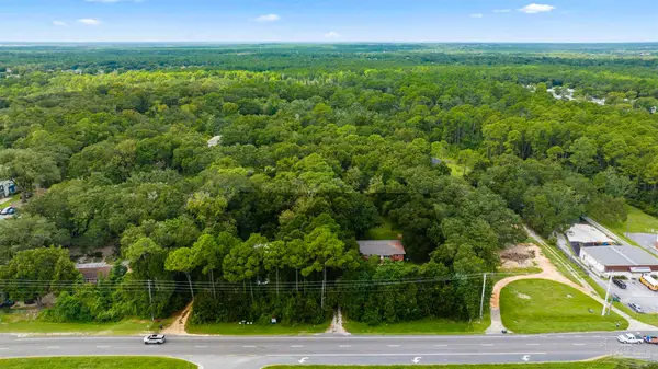 7111 & 7105 Pine Forest Rd, Pensacola, FL 32526
