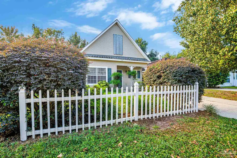 197 Wildflower Ln, Pensacola, FL 32514 - #2